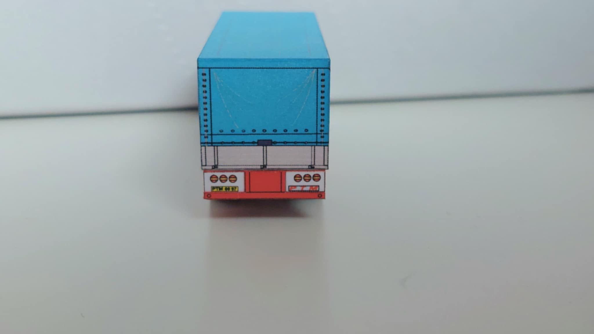 7ce18cb6-dee1-488d-97f3-8d6074305894.jpg
